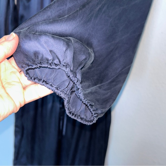 BCBG MaxAzria 100% Silk Navy Drop Waist Blue Midi Relaxed Fit Dress Small - Picture 6 of 13